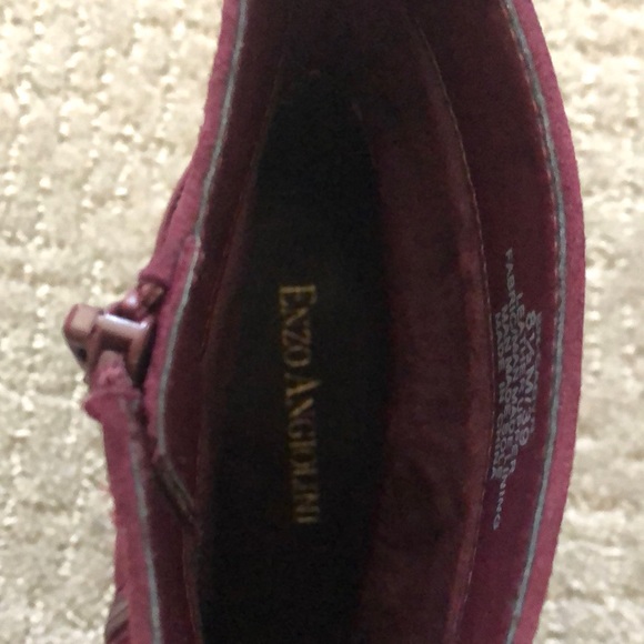 Sued Bootie size 8.5 - Picture 6 of 10